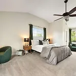 The Cielo - Ohio River Views In The City